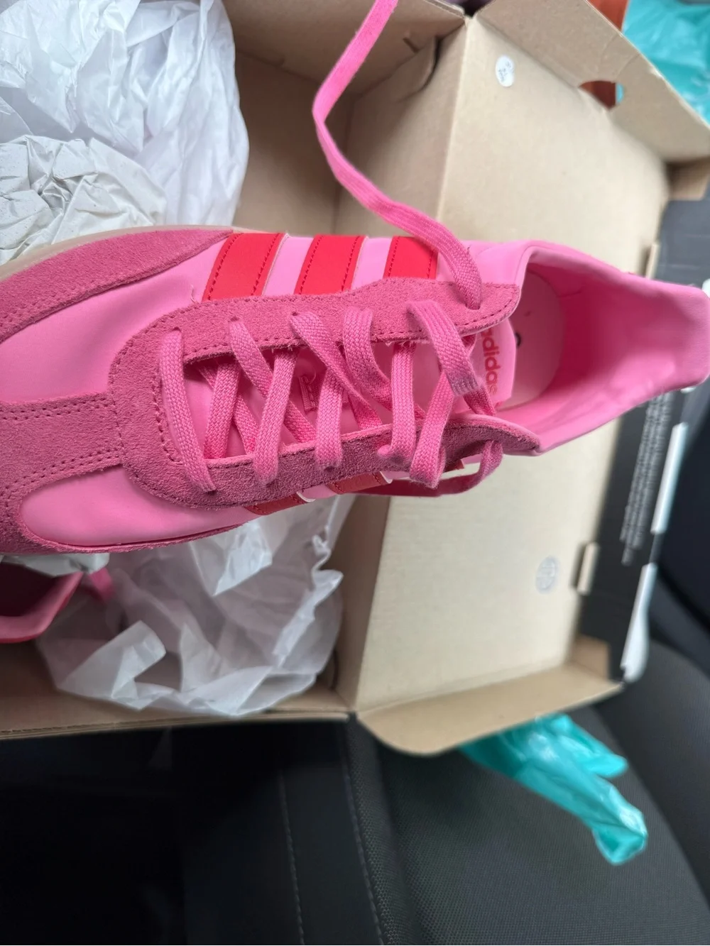 adidas Pink and Red Women’s Retro Runner Sneakers Size 8.5 $60 brandnew